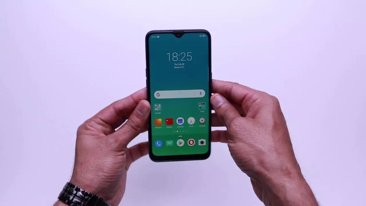 Oppo-realme-3-front-view-mobile57