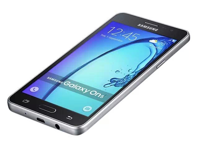 Galaxy On5 Front Galaxy On5 Front